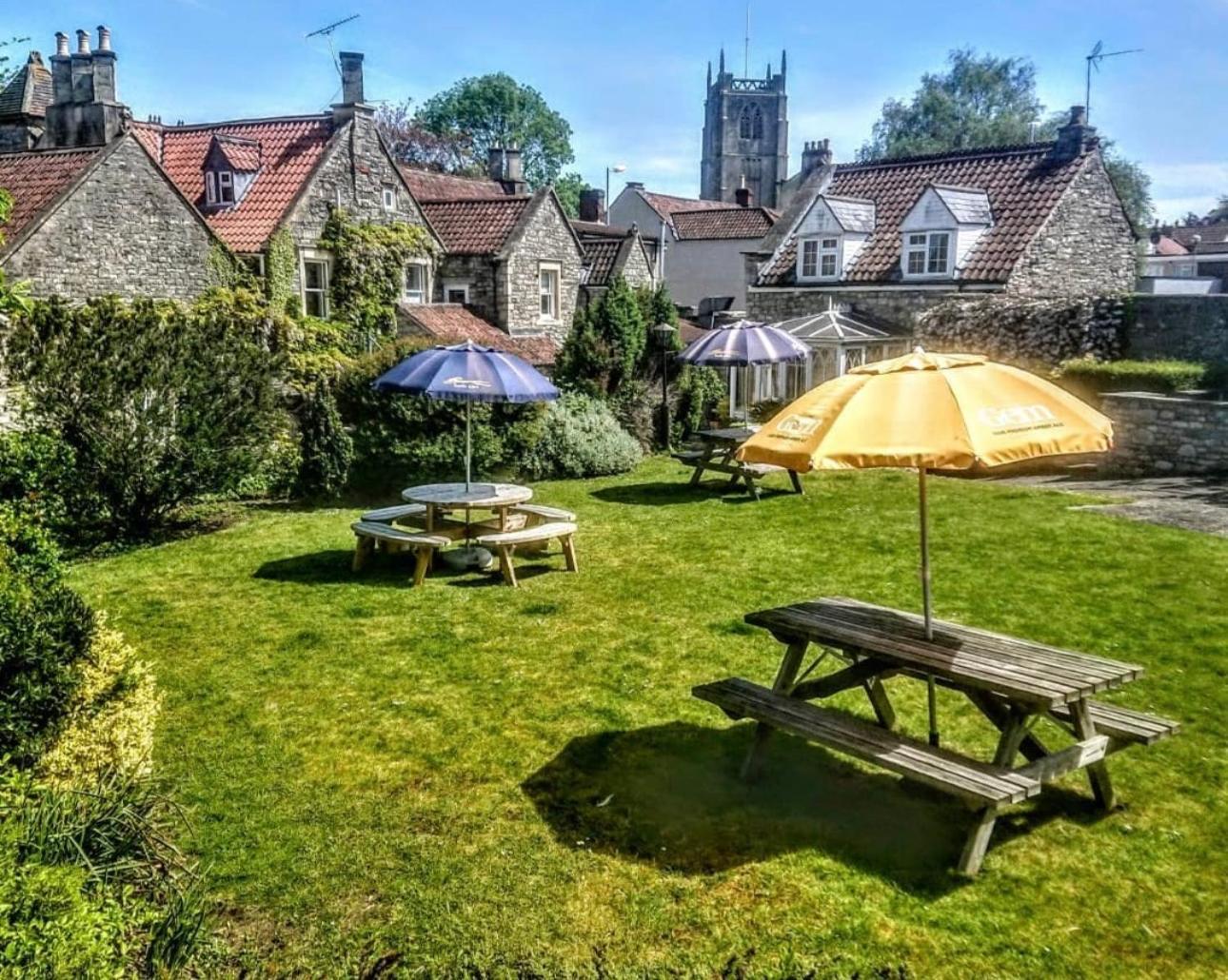 The Old Manor House 3*