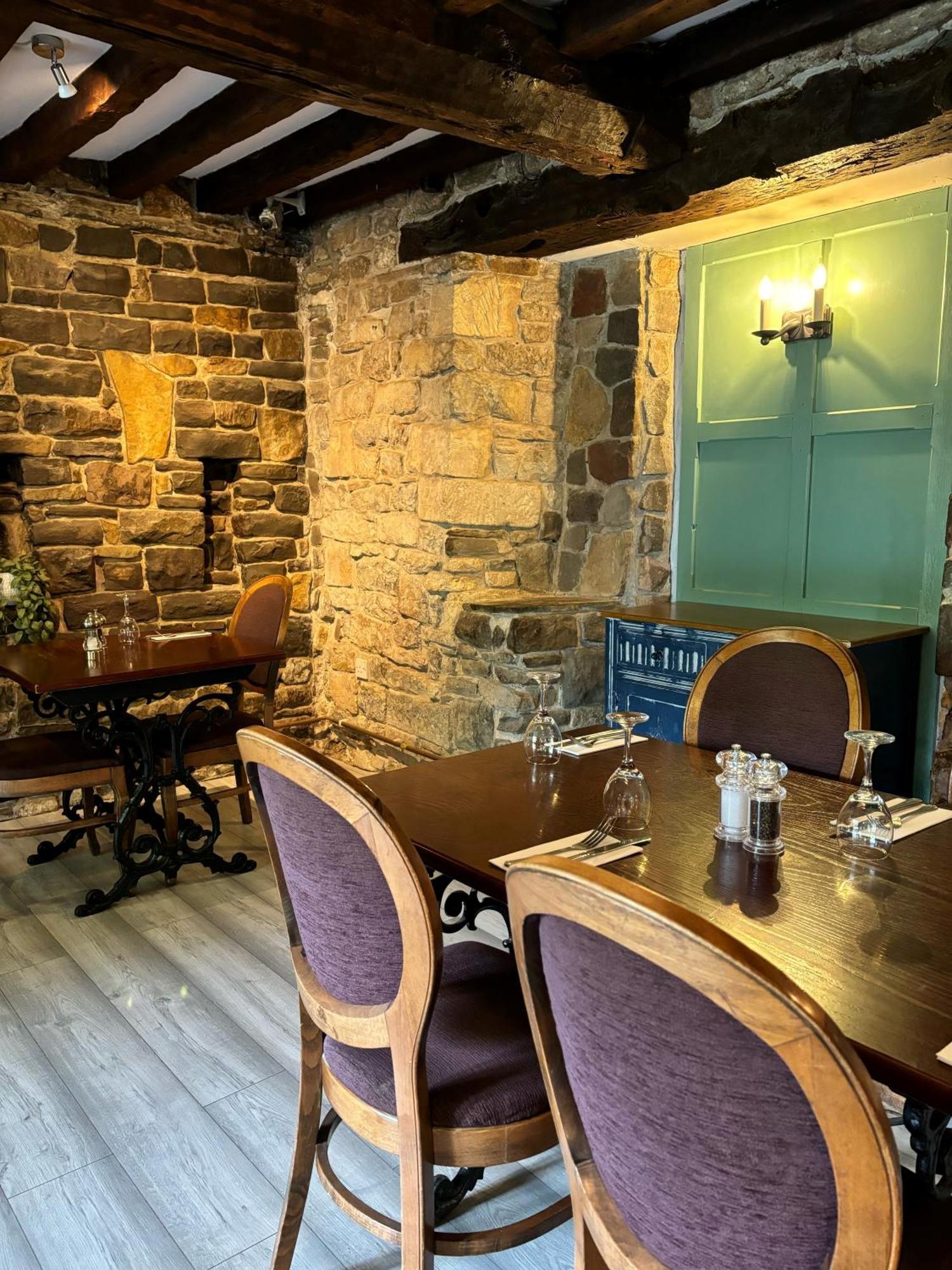 The Old Manor House 3* Keynsham