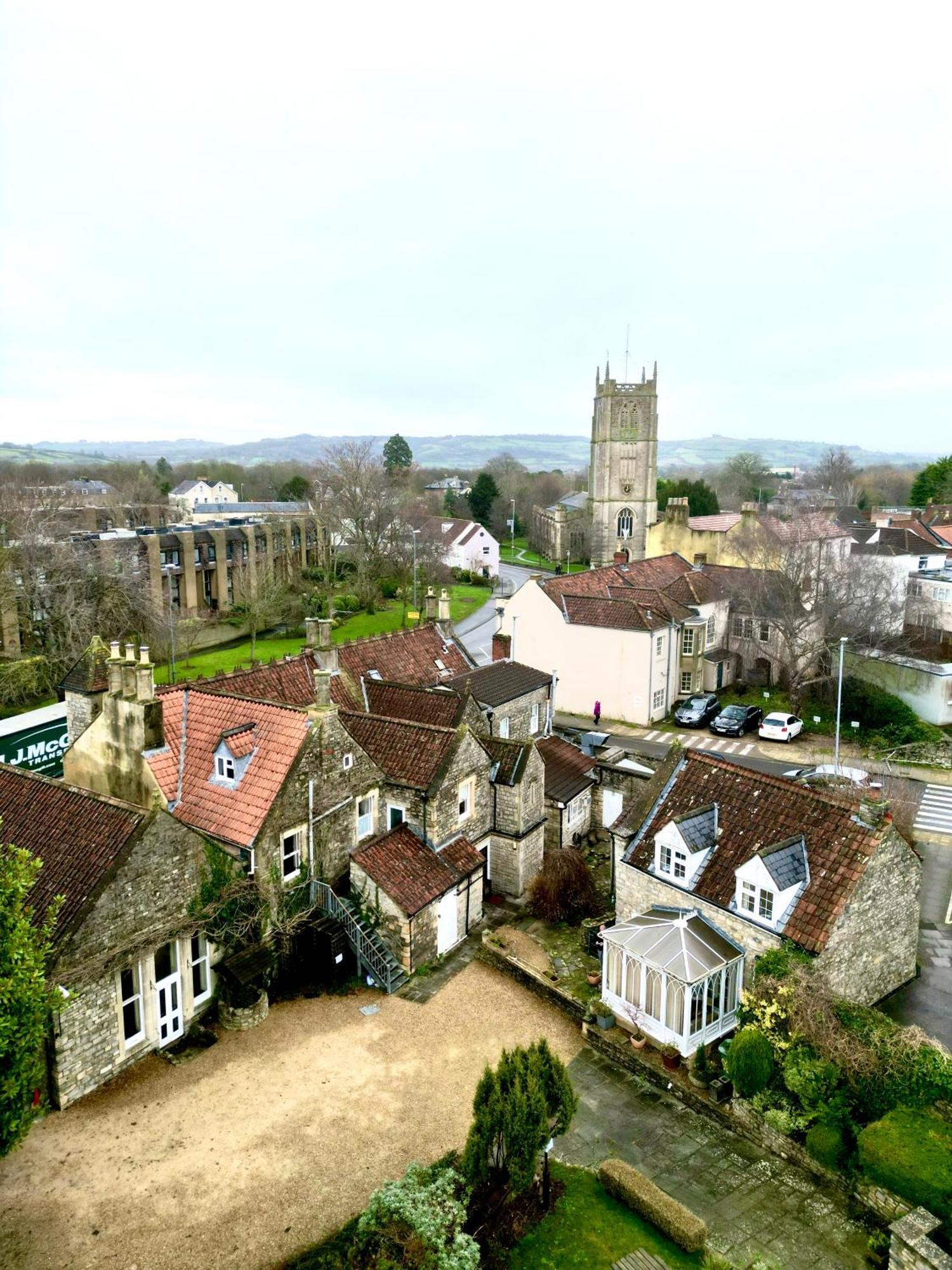 Hotel The Old Manor House 3*